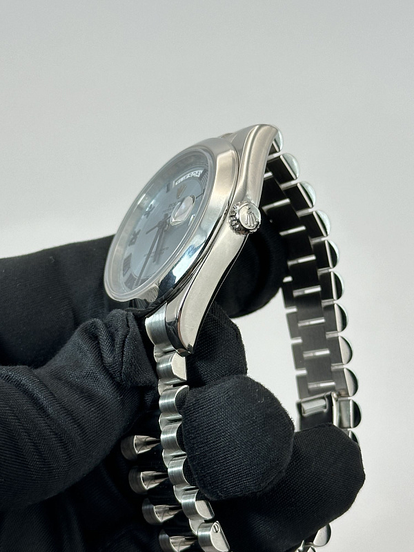 Day-Date II 41mm 218206 Platinum President Bracelet Discountinued