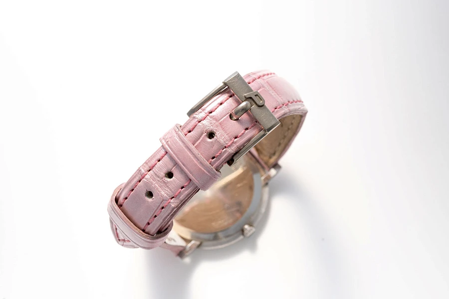 Clous de Paris Ladies Watch Ref. 9011 in 18k White Gold