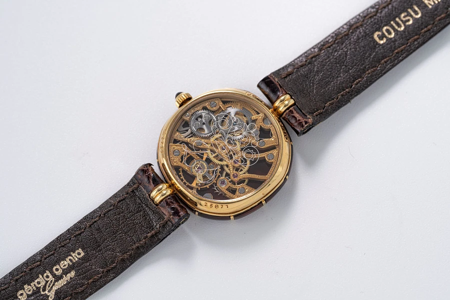 Piece Unique Tortoise Shell Ref. G2727 in 18k Yellow Gold