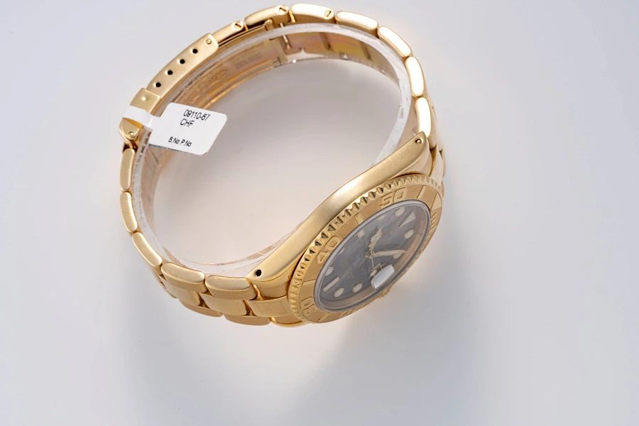 Yacht-Master Ref. 16628 in 18k Yellow Gold with Mother of Pearl Dial