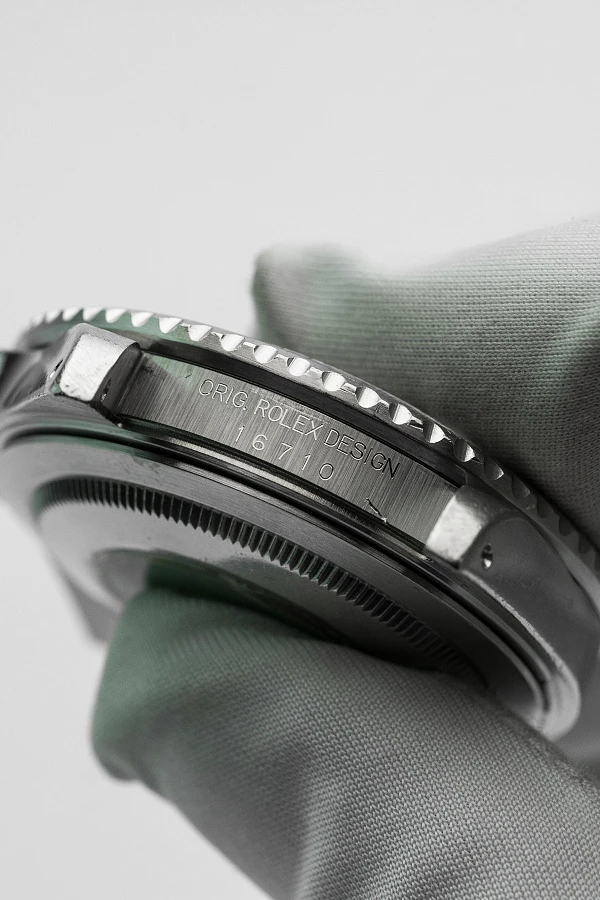 Rolex GMT Master II 16710 "Coke"