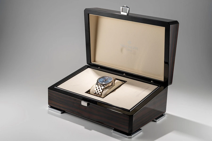 Annual Calendar Ref. 5396/1G in 18k White Gold