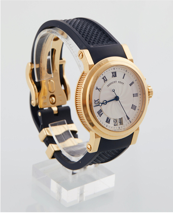 Marine Big Date Automatique 5817 Yellow Gold