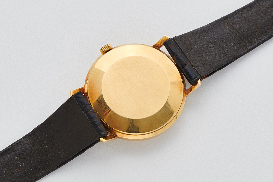 Dress Watch in 18k Yellow Gold