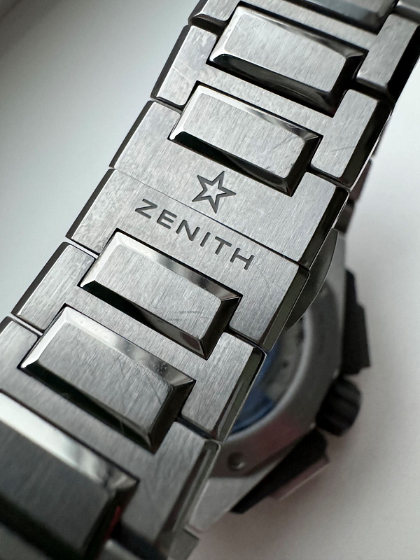 Defy Extreme Titanium 1/100th of a second chronograph