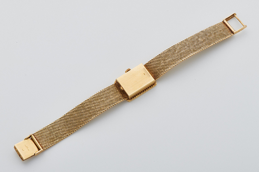 Tiger Eye Ladies Watch in 18k Yellow Gold