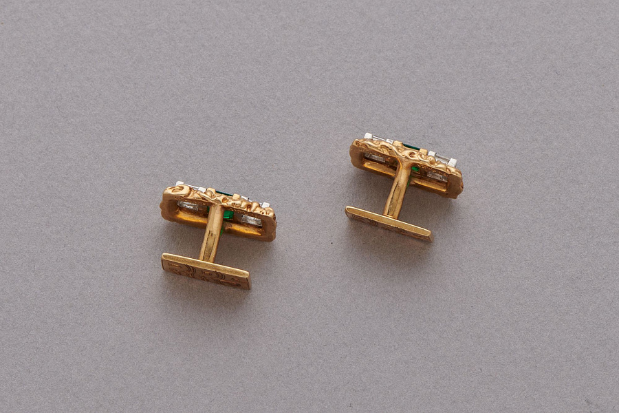 18K Platinum Carre Cut Diamonds & Emerald by Ruser