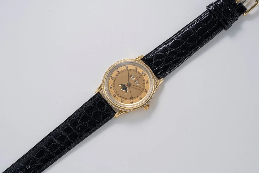 Triple Calendar Ref. 156003 in 18k Yellow Gold with Diamond Bezel