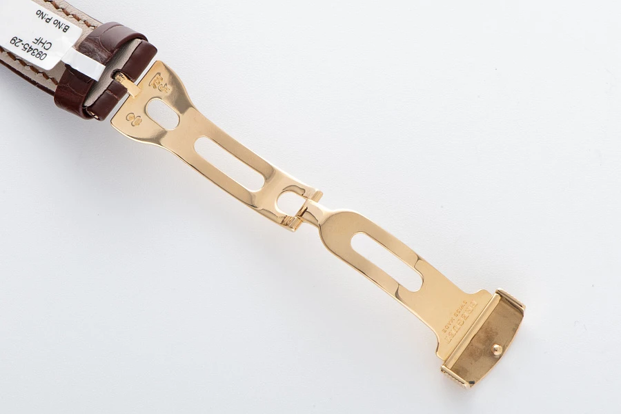 Classique Ref. 3130 in 18k Yellow Gold