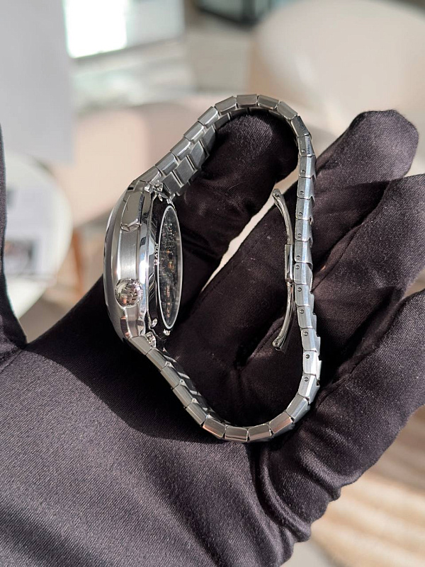 Streamliner Flyback Chronograph