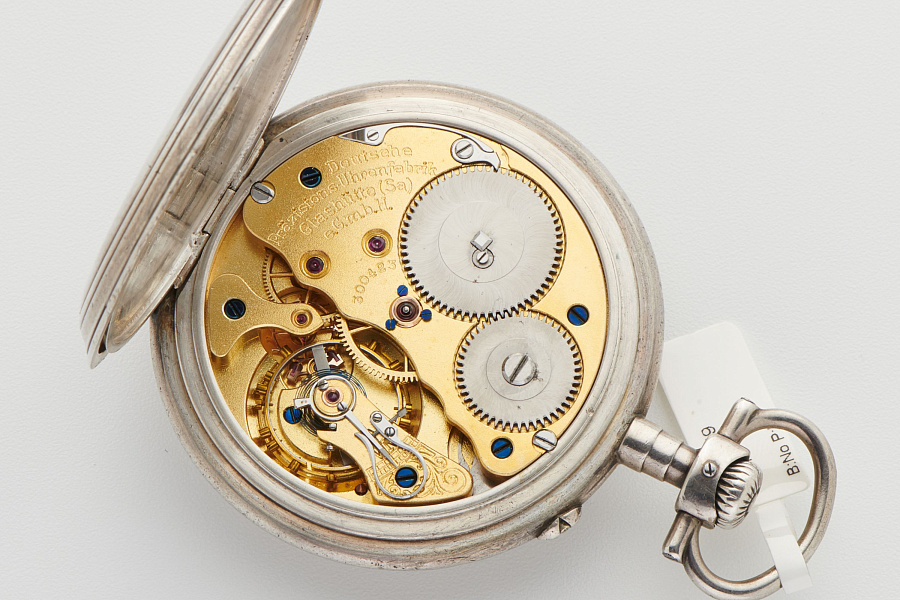 Tascheunuhr Silber