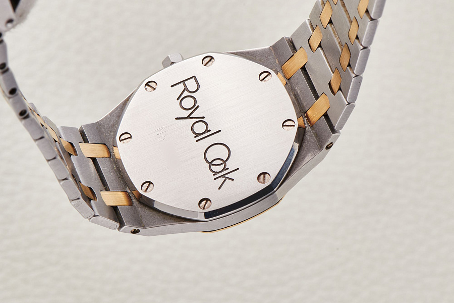 Royal Oak Bicolor