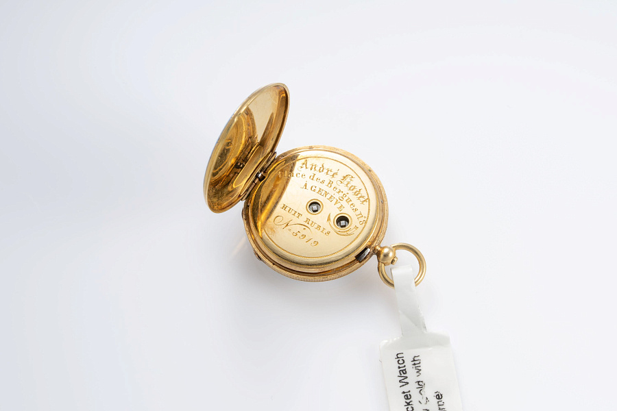 Miniature Pocket Watch in 18k Yellow Gold with Painted Enamel Caseback