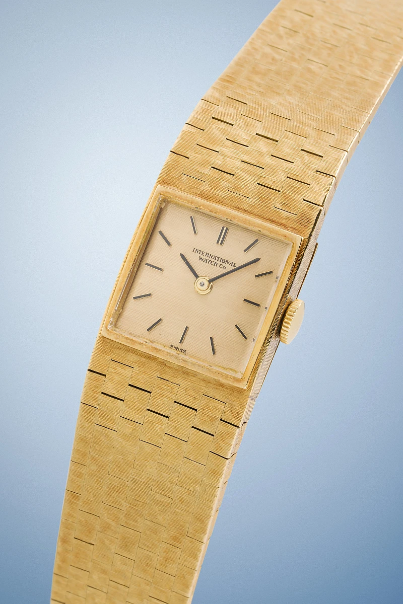 Ladies Watch in 18k Yellow Gold