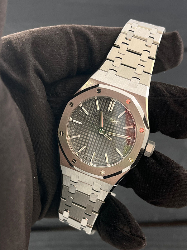 Royal Oak Automatic 37mm Grey Dial