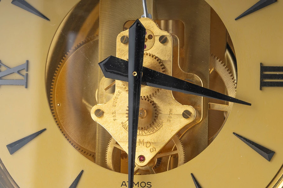 Atmos Table Clock in Gilt Brass