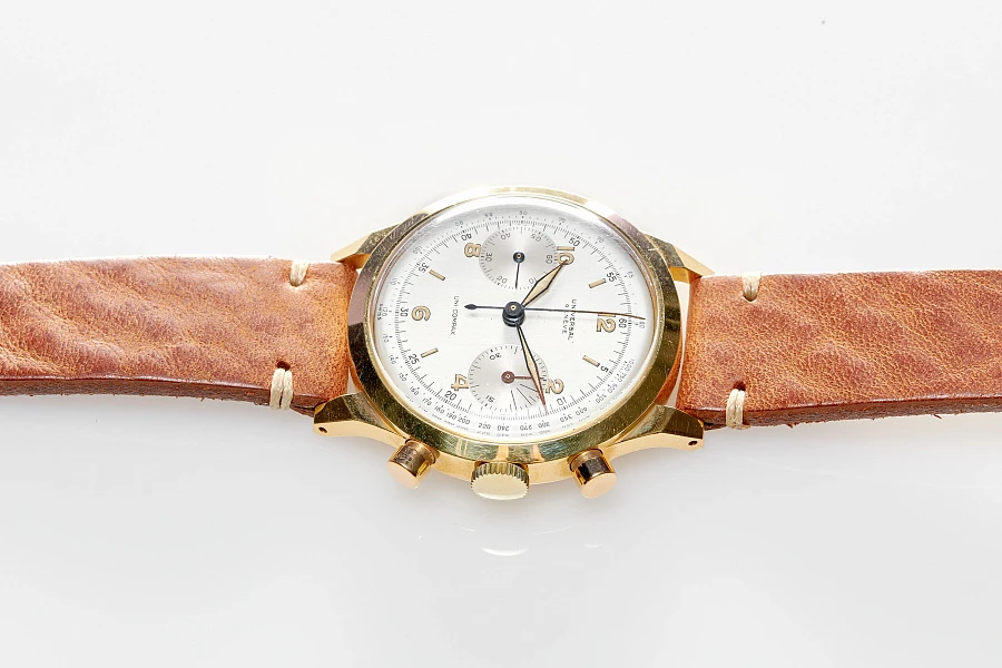 Universal Geneve Uni-Compax