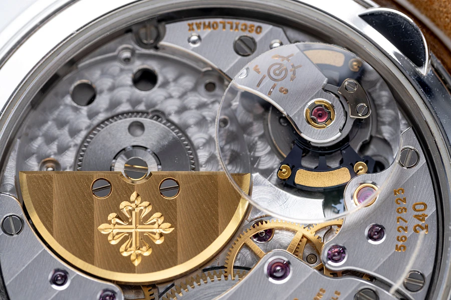 Advanced Research Perpetual Calendar Ref. 5550P in Platinum