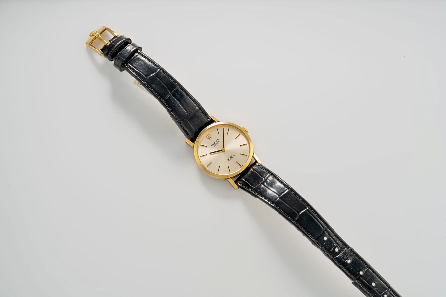 Ladies Cellini Ref. 4109 in 18k Yellow Gold