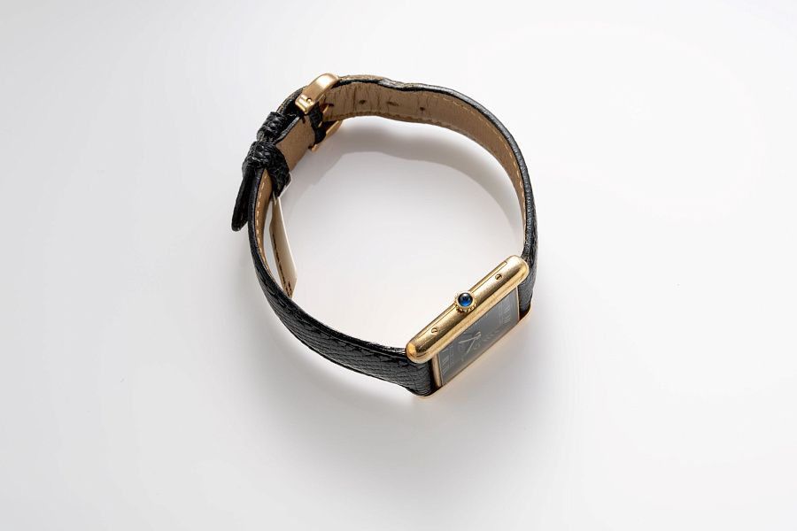 Tank Vermeil with Black Dial