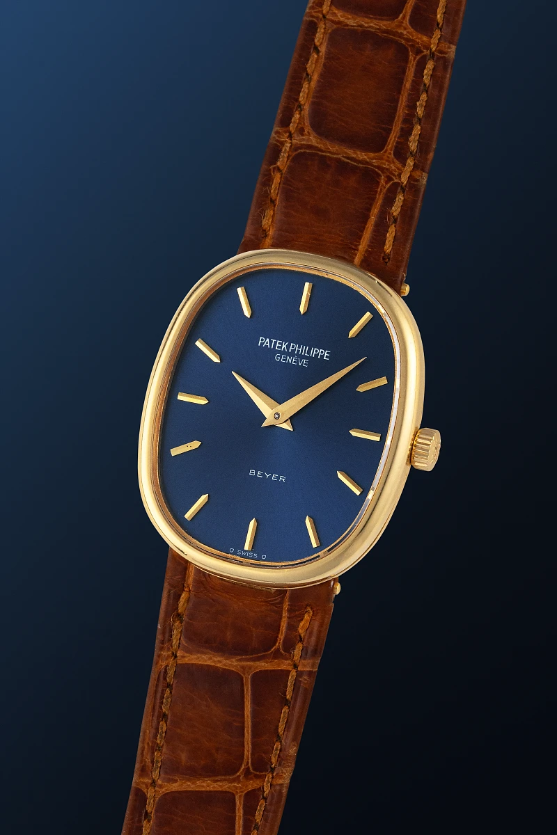 Ellipse Ref. 4226 in 18k Yellow Gold