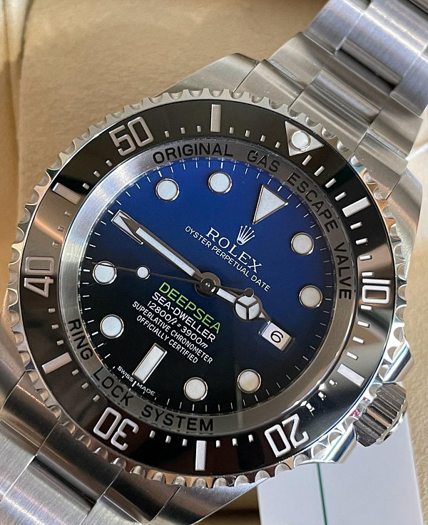 Sea-Dweller Deepsea 116660 ‘James Cameron Dial’