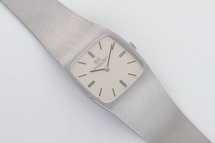 Sigma Dial Watch in 18k White Gold