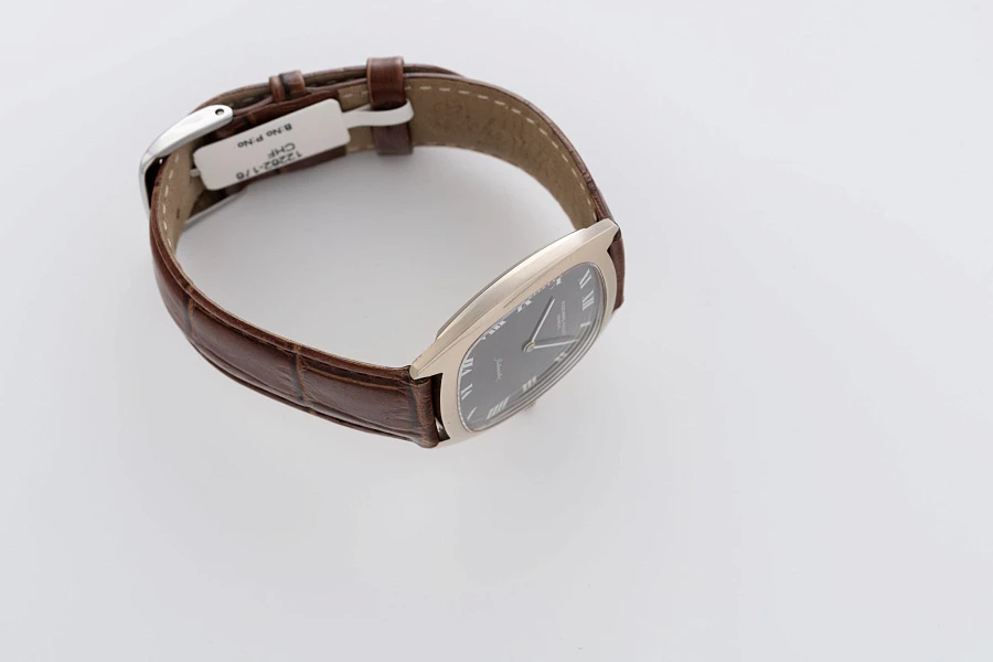 Ultra Thin Automatic Cushion Case Watch in 18k White Gold