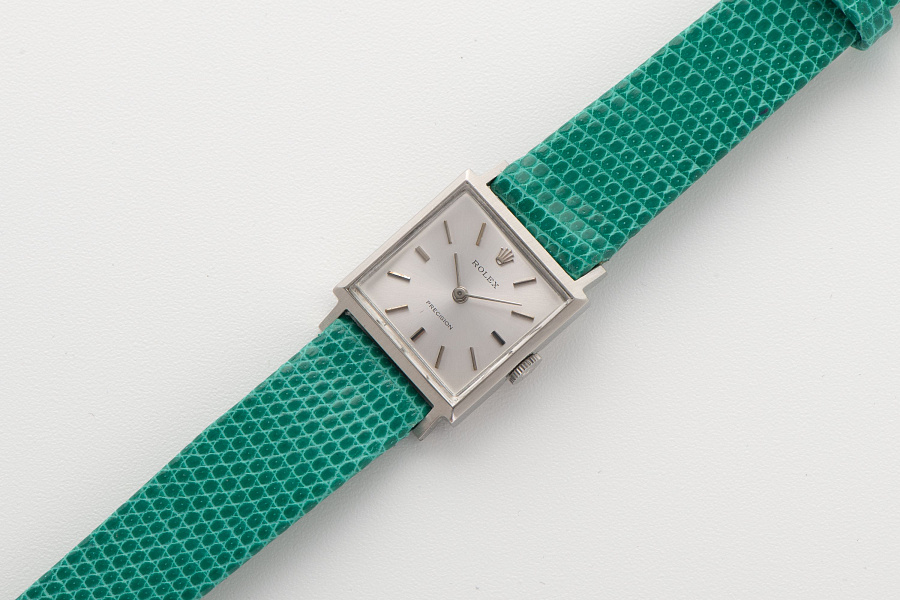 Square Ref. 2611 in Stainless Steel