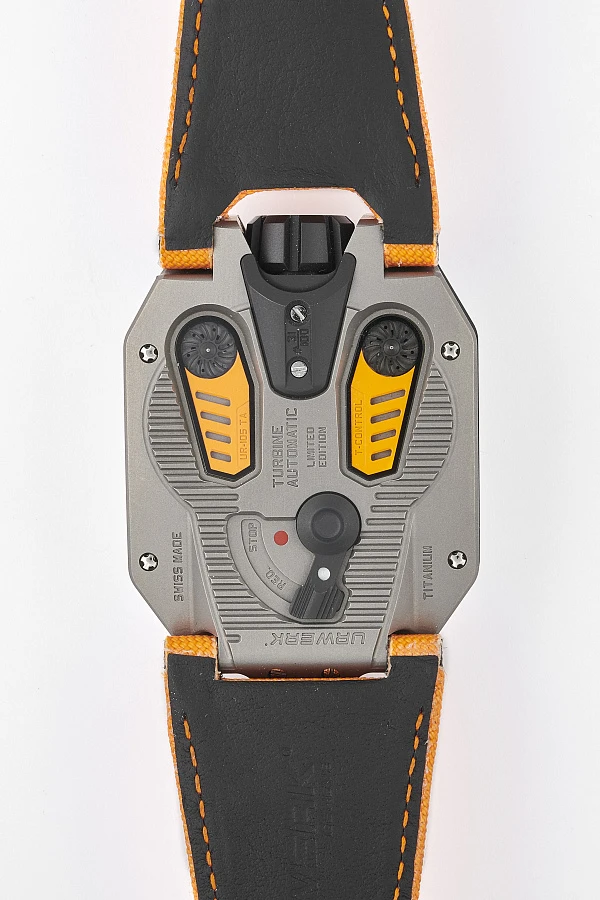 Urwerk UR-105TA