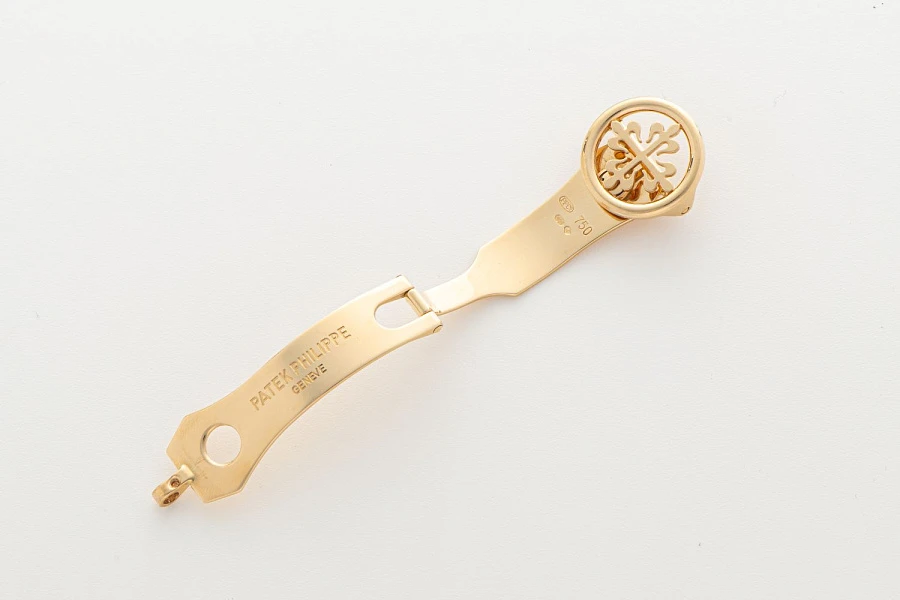 Tonneau Perpetual Calendar Ref. 5040J in 18k Yellow Gold