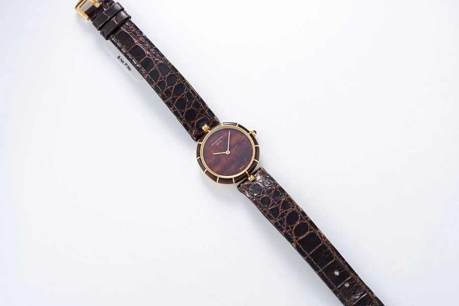 Piece Unique Tortoise Shell Ref. G2727 in 18k Yellow Gold