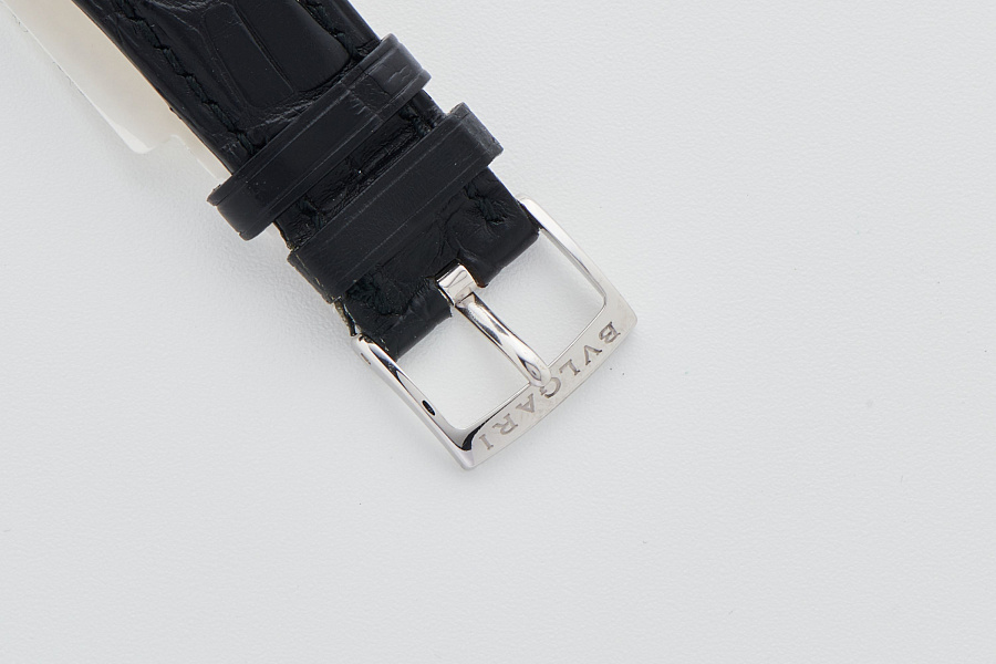 Diagono in 18k White Gold