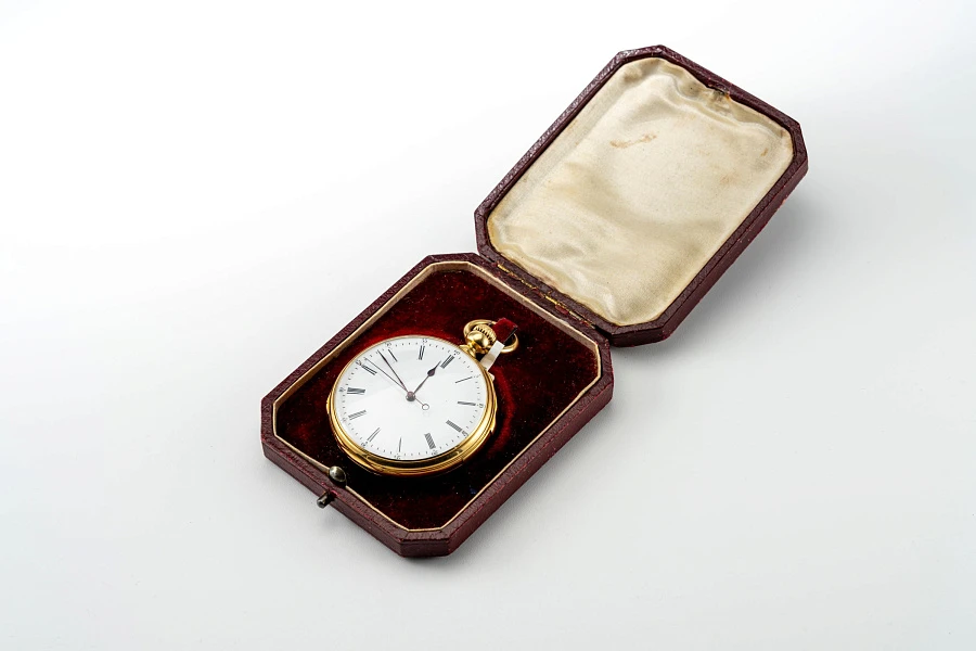 Minute Repeater with Dead-Beat Seconds on Louis Audemars Base Caliber in 18k Yellow Gold