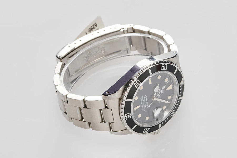 Rolex Submariner Date