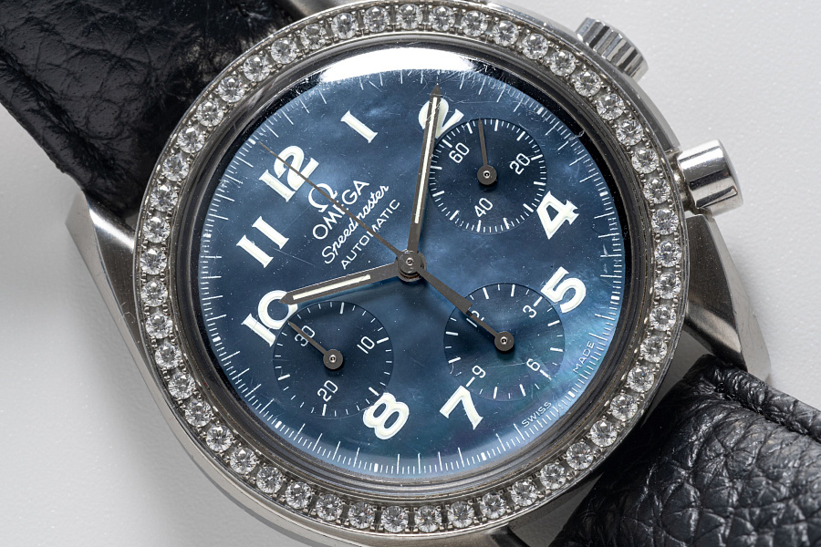 Speedmaster Reduced Ref. 275.0032 with Blue MoP Dial