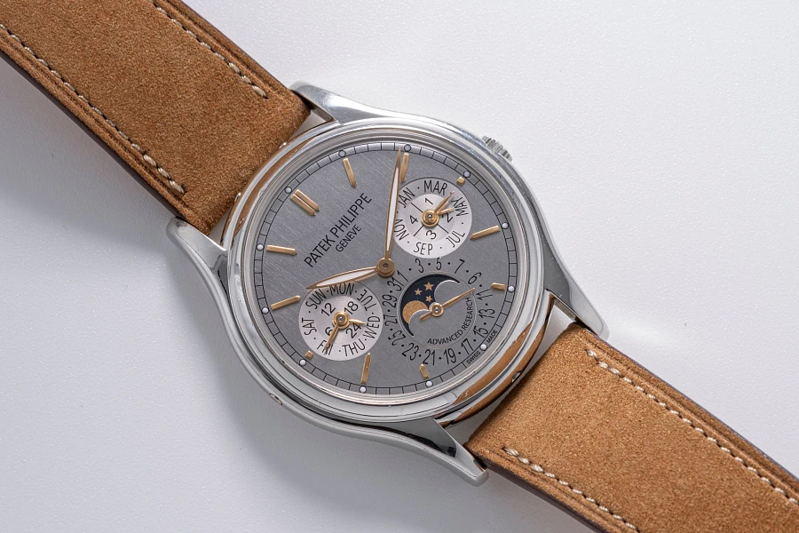 Advanced Research Perpetual Calendar Ref. 5550P in Platinum