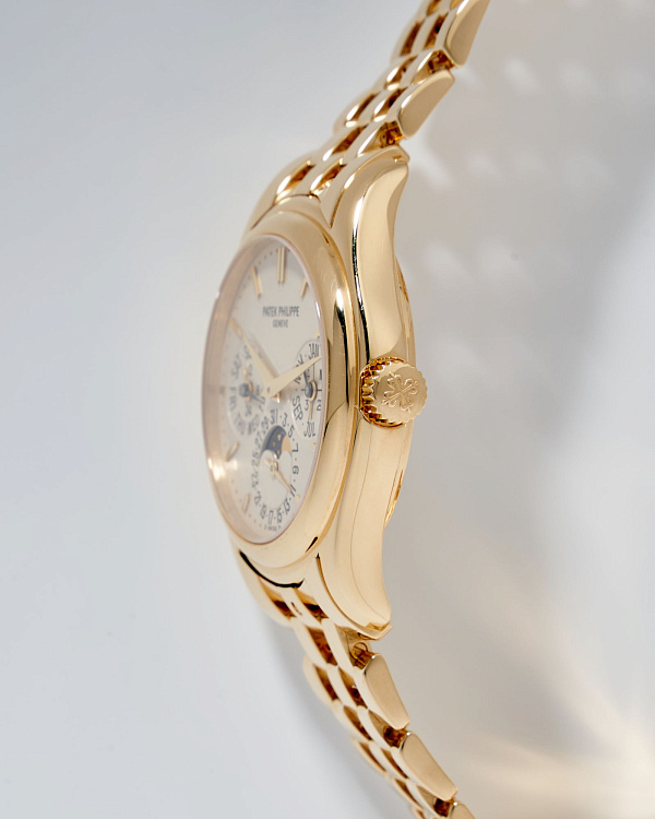 Perpetual Calendar 5136 Yellow Gold