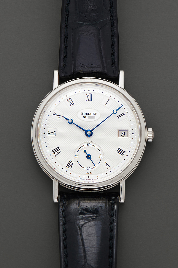 Classique in 18k White Gold