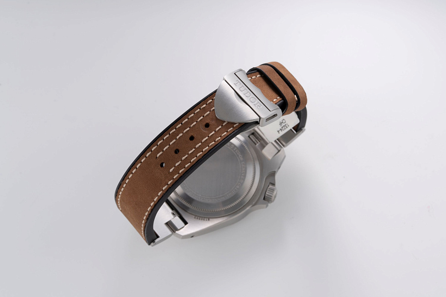 Black Bay P01 Ref. M70150 in Stainless Steel