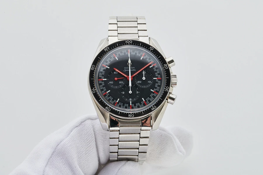 Speedmaster Red Racing Pre-Professional ‘Decimal Bezel’