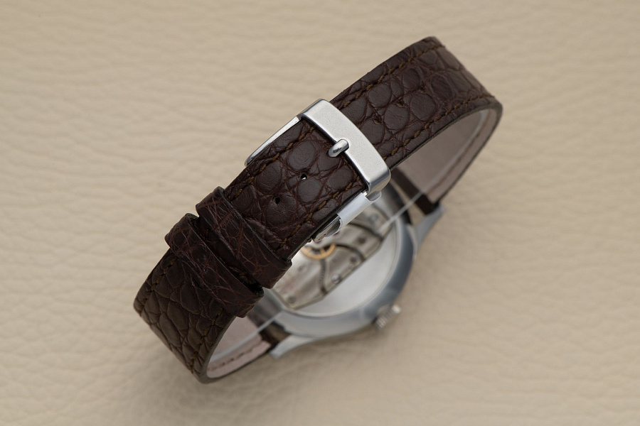 White dial