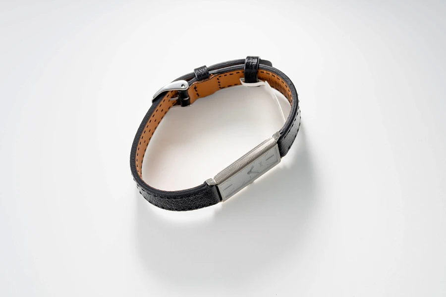 Clous de Paris Ref. 9212 in 18k White Gold