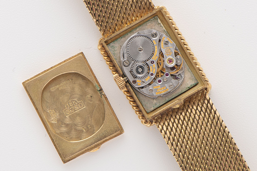 Tiger Eye Ladies Watch in 18k Yellow Gold