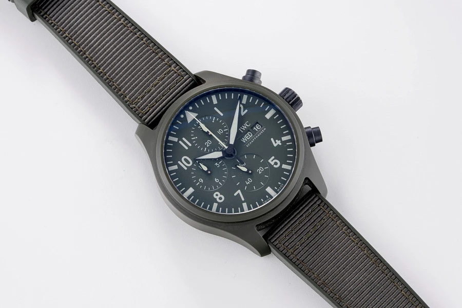 Top Gun Chronograph Ref. IW389106 in Green Ceramic