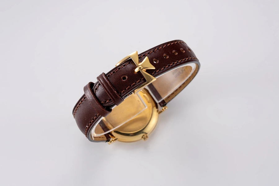 Automatic Dress Watch Ref. 48002 in 18k Yellow Gold