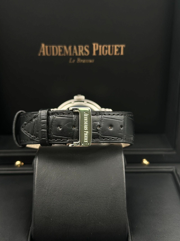 Millenary 4101 Steel