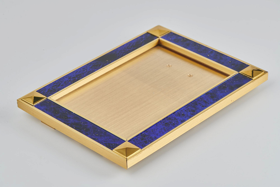 Rectangular and Round Picture Frames