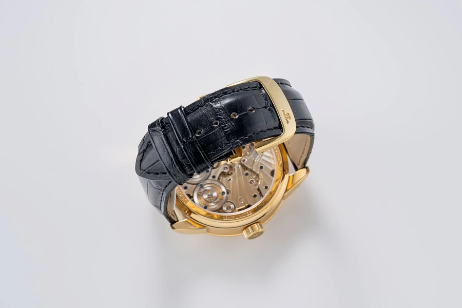 Duomètre Ref. Q6040420 in 18k Yellow Gold