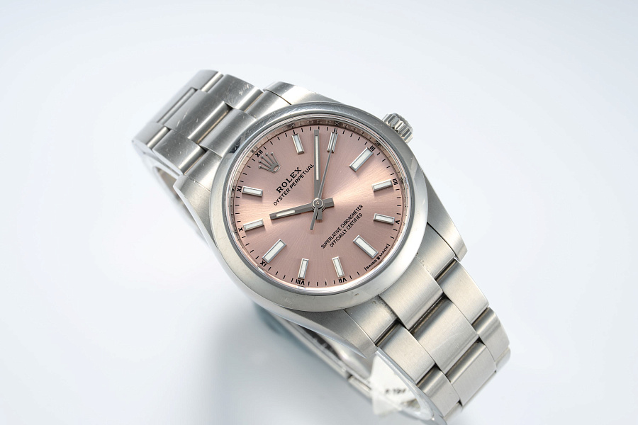 Oyster Perpetual Ref. 124200 in Stainless Steel